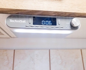 Подвесное кухонное радио с Bluetooth под шкафом
