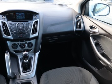 Ford Focus III Hatchback 5d 1.6 Duratorq TDCi DPF 95KM 2012 Ford Focus 1.6 TDCi, Klima, zdjęcie 7