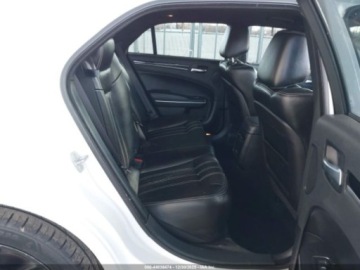 Chrysler 300C II 2023 Chrysler 300s 2023 3.6 Benzyna 300KM, zdjęcie 12