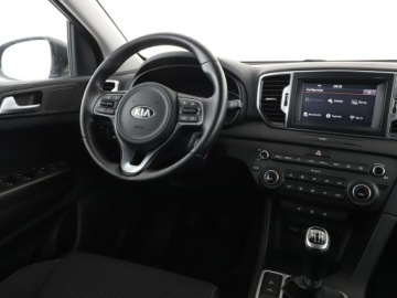 Kia Sportage IV SUV 1.6 GDI 132KM 2016 Kia Sportage navi klima auto grzane fotele i, zdjęcie 15