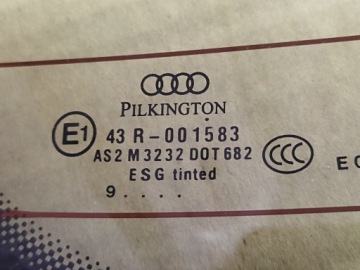 AUDI A3 8P SPORTBACK ЗАДНЕЕ ОКНО КРЫШКИ БАГАЖНИКА