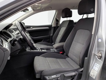 Volkswagen Passat 2022 Volkswagen Passat Variant HAK Faktura VAT Kamera Nawigacja 2.0 Diesel, zdjęcie 9