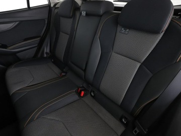 Subaru XV II Crossover 1.6i 114KM 2018 Subaru XV automat 4x4 navi grzane fotele kamera, zdjęcie 16