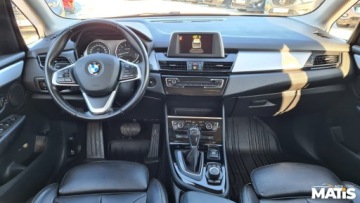 BMW Seria 2 F22-F23-F45-F46 Active Tourer 225xe 224KM 2016 BMW Seria 2 225xe 1.5 PLUG IN automat bio xenony ladowarka skora bezwypadek, zdjęcie 3