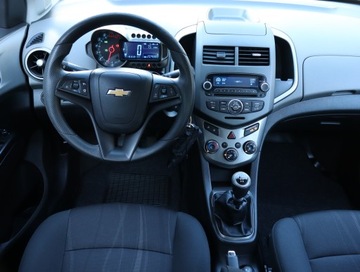 Chevrolet Aveo T250 Hatchback 5d 1.4 DOHC 101KM 2011 Chevrolet Aveo 1.4 i 16V, Salon Polska, zdjęcie 6