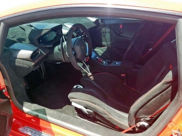 Lamborghini Huracan STO 5.2 V10 640KM 2023 Lamborghini Huracan STO 2023 5.2l 5.2 Benzyna 640KM, zdjęcie 7