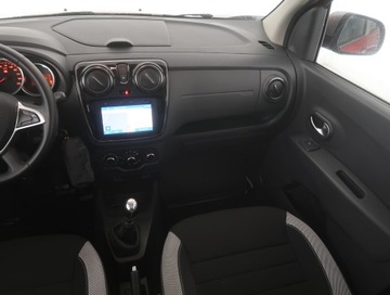 Dacia Lodgy Minivan Facelifting 1.5 Blue dCi 115KM 2021 Dacia Lodgy 1.5 Blue dCi, Salon Polska, zdjęcie 7