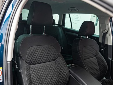 Skoda Superb III Kombi Facelifting 2.0 TDI SCR 150KM 2022 SKODA Superb 2.0 TDI Ambition Combi 150KM 2022, zdjęcie 6