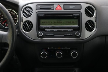 Volkswagen Tiguan I SUV 1.4 TSI BlueMotion 150KM 2010 VW Tiguan 1.4 TSI, Salon Polska, Serwis ASO, Klima, zdjęcie 12