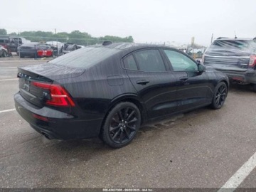 Volvo S60 III Sedan 2.0 T5 250KM 2020 Volvo S60 2020 Volvo S60 T5 FWD Momentum 2.0 Benzyna 250KM, zdjęcie 3