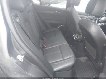 Alfa Romeo Stelvio SUV Facelifting 2.0 Turbo 280KM 2022 Alfa Romeo Stelvio 2022 ALFA ROMEO STELVIO TI AWD 2.0 Benzyna 280KM, zdjęcie 8