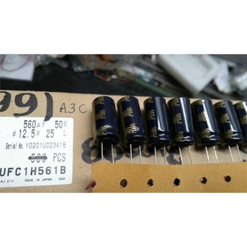 Kondensator elektrolityczny 560uF 50V 12.5X25 105C Panasonic FC x2