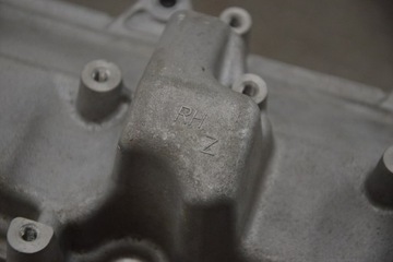 CHEVROLET CORVETTE KRYT VENTILU PRAVÁ C7 6.2 Z06 2015