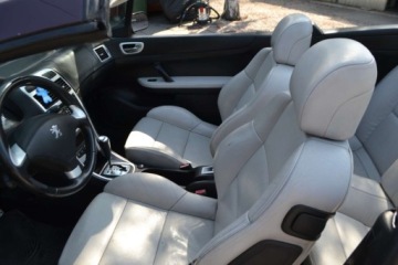 Peugeot 307 I Hatchback 2.0 16V 136KM 2005 Peugeot 307 CC Bemowo 2.0 Benzyna 2005 rok produkcji KOMIS TYSIAK, zdjęcie 5