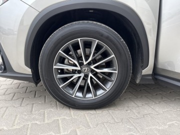 Lexus NX II SUV 350h 242KM 2022 Lexus NX 350h Prestige AWD II (2021-) 350h Prestig, zdjęcie 16