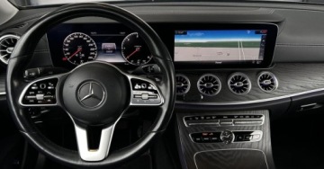 Mercedes Klasa E W213 Coupe 2.0 300d 245KM 2020 Mercedes-Benz Klasa E E300d Coupe AMG C238 Distronic Led Elektryczne Fotel, zdjęcie 15