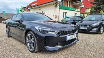 Kia Stinger Liftback 3.3 T-GDi 366KM 2019 Kia Stinger 3,3 T-GDI AWD