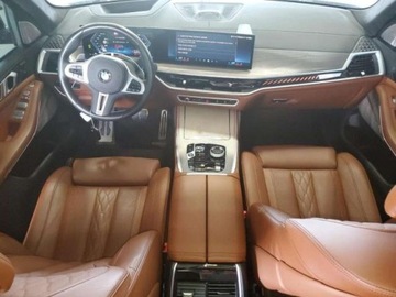 BMW X7 2024 BMW X7 2024, 4.4L, 4x4, M60I, od ubezpieczalni 4.4 Benzyna 523KM, zdjęcie 6