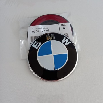 BMW E87 E81 LOGO ZNAKY ZNAK ZADNÍ VÍKO KUFRU