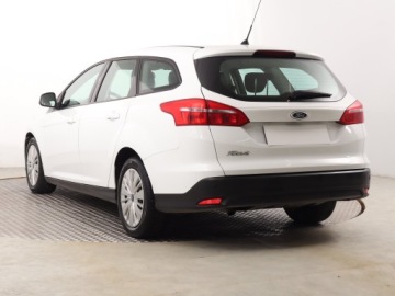 Ford Focus III Kombi Facelifting 1.6 TDCi 95KM 2015 Ford Focus 1.6 TDCi, Navi, Klima, Tempomat, zdjęcie 3