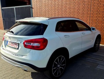 Mercedes GLA I Off-roader 2.0 250 211KM 2017 Mercedes-Benz GLA Mercedes-Benz GLA 250 4Matic 7G-DCT AMG Line 2.0 Benzyna, zdjęcie 6