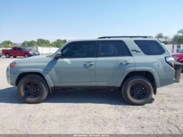 Toyota 2023 Toyota 4-Runner Trd Off Road Premium 2023 4.0l 4.0 Benzyna 270KM, zdjęcie 2