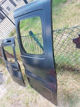 DVEŘE PRAVÉ TYNE TRAFIC TALENTO NV300 VIVARO 14-