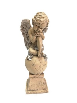 aniołek figurka na nagrobek stroik kompozycja