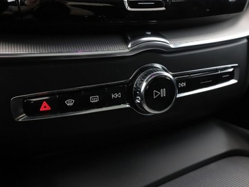 Volvo XC60 II Crossover T6 310KM 2018 Volvo XC 60 4x4 automat full LED panorama skóra, zdjęcie 27