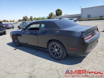 Dodge Challenger III 2016 Dodge Challenger _RT_SCAT PACK_Shaker_V8_6.4 L_485 km_2016r 6.4 Benzyna, zdjęcie 3
