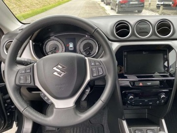 Suzuki 2024 Suzuki Vitara Rozne Kolory 2024 Allgrip 1,4 Premium Salon PL 1.4 Hybryda, zdjęcie 12