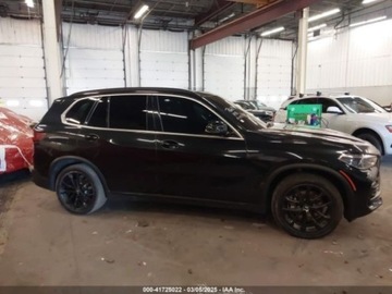 BMW X5 G05 2019 BMW X5 2019r., XDRIVE50I, od ubezpieczalni 4.4 Benzyna 456KM, zdjęcie 6