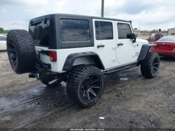 Jeep Wrangler III Unlimited Facelifting 3.6 V6 286KM 2018 Jeep Wrangler Unlimited Sport S 4x4 2018 3.6 Benzyna 285KM, zdjęcie 4