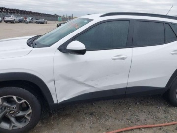Chevrolet Trax 2025 Chevrolet Trax 2025 CHEVROLET TRAX FWD LT 1.2 Benzyna 137KM, zdjęcie 3