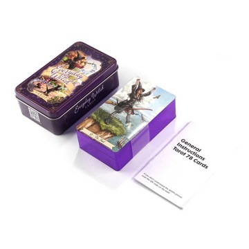 Ежедневное Таро Ведьмы в жестяной металлической коробочке.