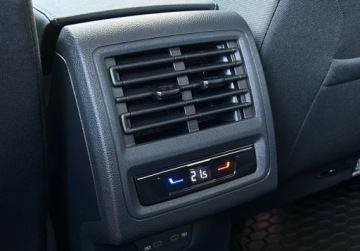 Volkswagen Golf VIII Variant 1.5 eTSI 150KM 2024 Volkswagen Golf Variant Pakiety, samochod jak nowy, ACC, ergoActive z mas, zdjęcie 34