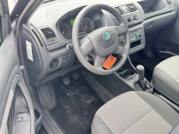 Skoda Fabia II Hatchback Facelifting 1.2 HTP 70KM 2011 Skoda Fabia 1.2 70KM Lift Klima Serwis Sprawdz 1.2 Benzyna 70KM, zdjęcie 16