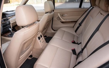 BMW Seria 3 E90-91-92-93 2007 BMW Seria 3 330xd 231KM Panorama Duza Navi SKora Alu PDc NOWY ROZRZAD, zdjęcie 21