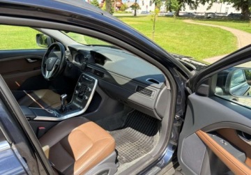 Volvo XC70 II Kombi Facelifting 2.0 D4 DRIVE-E 181KM 2016 Volvo XC 70 2.0D4 181PK Manual Skory Xenon Panorama Serwis Zadbane POLECAM, zdjęcie 28
