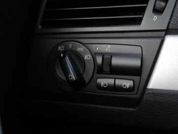 BMW X3 E83 2.0d 150KM 2006 BMW X3 2.0d, 4X4, Xenon, Klima, Klimatronic, zdjęcie 17