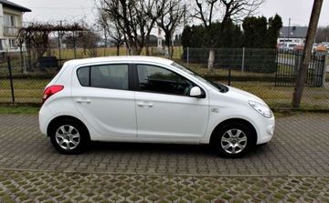 Hyundai i20 I Hatchback 5d 1.2 DOHC 78KM 2010 Hyundai i20 1.2 i Klimatyzacja 1 rok gwarancji w cenie pojazdu 1.2 78KM, zdjęcie 3