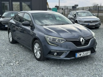Renault Megane IV Hatchback 5d 1.6 SCe 114KM 2017 Renault Megane 1.6 16V SCe 115KM, 2017 climatronic, zdjęcie 2