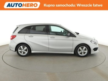 Mercedes Klasa B W246 Sports Tourer Facelifting 1.5 180 d 109KM 2016 Mercedes B 180 Automat full LED skóra/alcantara, zdjęcie 8