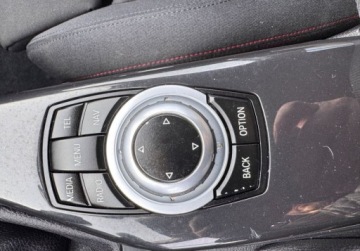 BMW Seria 1 F20-F21 Hatchback 5d Facelifting 2015 118i 136KM 2015 BMW Seria 1 Bezwypadekserwis asoxenonz NiemiecSPORT 1.6 Benzyna 136KM, zdjęcie 17