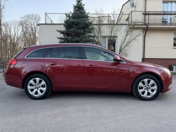 Opel Insignia I Sports Tourer 2.0 CDTI ECOTEC 160KM 2009 Opel Insignia Cosmo Sport Tour 2.0 CDTI 160KM Navi, zdjęcie 10