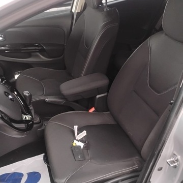 Renault Clio IV Hatchback 5d ENERGY TCe 99g 90KM 2013 Renault Clio IV 0.9 BENZYNA, moc 90 kM, EURO5, zdjęcie 17