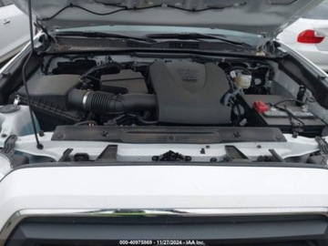 Toyota Tacoma II 2023 Toyota Tacoma 2023r., SR5 V6, od ubezpieczalni 3.5 Benzyna 278KM, zdjęcie 10