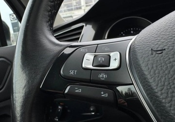 Volkswagen Tiguan II SUV 1.5 TSI EVO 150KM 2019 Volkswagen Tiguan 1.5 IQ-Drive R-line Vatmarza Panorama 1.5 Benzyna 150KM, zdjęcie 11