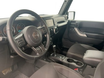 Jeep Wrangler III Unlimited Facelifting 2.8 CRD 200KM 2017 Jeep Wrangler 2.8 CRD Rubicon Salon Polska 1. Wł., zdjęcie 8