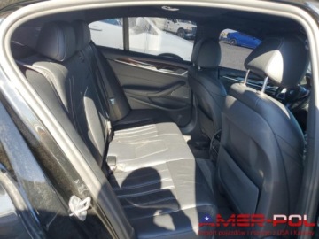BMW Seria 5 G30-G31 2021 BMW Seria 5 _G30_540XI_M Pakiet_XDrive_3.0 L_335 km_2021r 3.0 Benzyna 335KM, zdjęcie 8